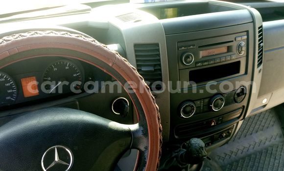 Sayi Na hannu Mercedes‒Benz W29 Azurfa Mota in Douala a Ƙasar Kamaru Sayi Na hannu Mercedes‒Benz W29 Azurfa Mota in Douala a Ƙasar Kamaru