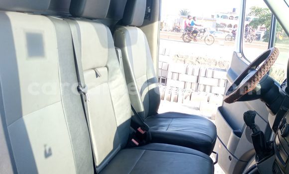 Sayi Na hannu Mercedes‒Benz W29 Azurfa Mota in Douala a Ƙasar Kamaru Sayi Na hannu Mercedes‒Benz W29 Azurfa Mota in Douala a Ƙasar Kamaru