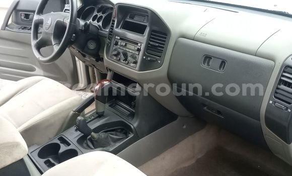 Acheter Occasion Voiture Mitsubishi Montero Sport Blanc à Douala, Littoral Cameroon Acheter Occasion Voiture Mitsubishi Montero Sport Blanc à Douala, Littoral Cameroon