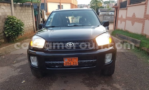 Sayi Na hannu Toyota RAV4 Black Mota in Yaounde a Babban Kamaru Sayi Na hannu Toyota RAV4 Black Mota in Yaounde a Babban Kamaru
