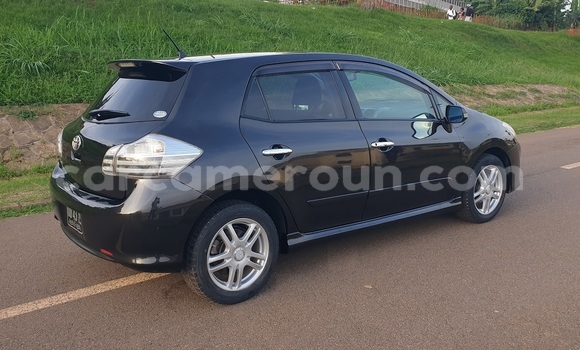 Acheter Occasion Voiture Toyota Blade Noir à Yaoundé, Central Cameroon