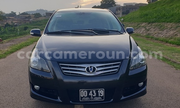 Sayi Na hannu Toyota Blade Black Mota in Yaounde a Babban Kamaru Sayi Na hannu Toyota Blade Black Mota in Yaounde a Babban Kamaru