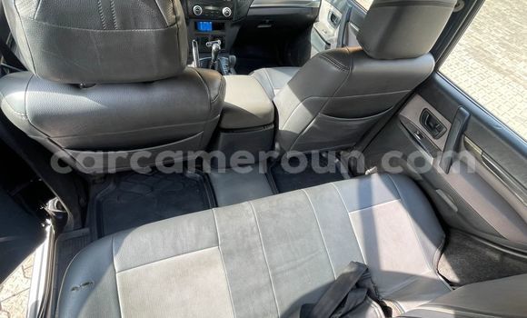 Sayi Na hannu Mitsubishi Pajero Black Mota in Douala a Ƙasar Kamaru Sayi Na hannu Mitsubishi Pajero Black Mota in Douala a Ƙasar Kamaru