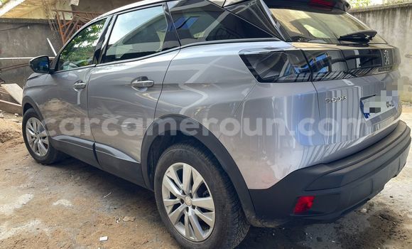 Sayi Imported Peugeot 3008 Azurfa Mota in Douala a Ƙasar Kamaru Sayi Imported Peugeot 3008 Azurfa Mota in Douala a Ƙasar Kamaru