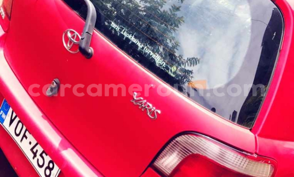 Sayi Imported Toyota Yaris Red Mota in Douala a Ƙasar Kamaru