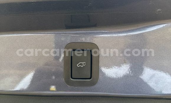 Acheter Occasion Voiture Toyota Highlander Gris à Yaoundé, Central Cameroon Acheter Occasion Voiture Toyota Highlander Gris à Yaoundé, Central Cameroon