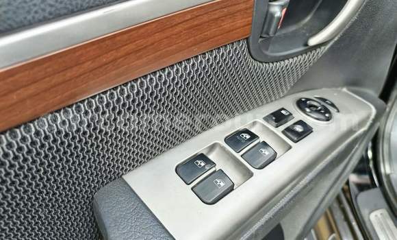 Sayi Sabo Hyundai Santa Fe Brown Mota in Yaounde a Babban Kamaru Sayi Sabo Hyundai Santa Fe Brown Mota in Yaounde a Babban Kamaru