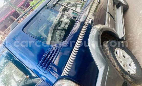 Sayi Na hannu Toyota Prado Blue Mota in Yaounde a Babban Kamaru Sayi Na hannu Toyota Prado Blue Mota in Yaounde a Babban Kamaru