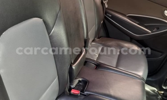 Acheter Occasion Voiture Hyundai Santa Fe Gris à Yaoundé, Central Cameroon Acheter Occasion Voiture Hyundai Santa Fe Gris à Yaoundé, Central Cameroon