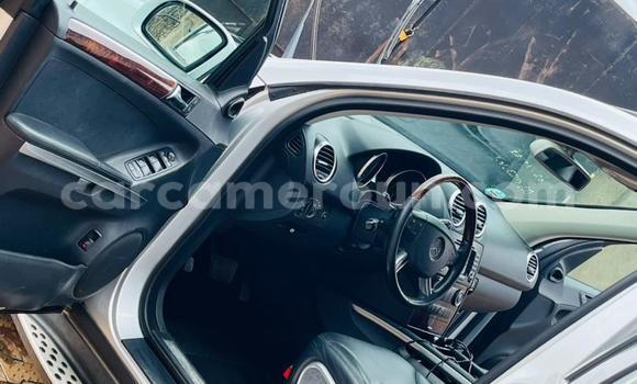 Acheter Occasion Voiture Mercedes‒Benz ML–Class Gris à Yaoundé, Central Cameroon Acheter Occasion Voiture Mercedes‒Benz ML–Class Gris à Yaoundé, Central Cameroon