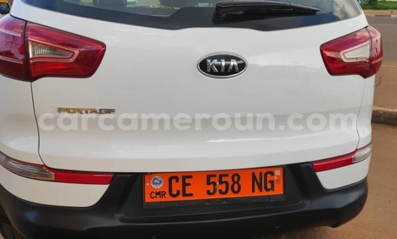 Acheter Occasion Voiture Kia Sportage Blanc à Yaoundé, Central Cameroon Acheter Occasion Voiture Kia Sportage Blanc à Yaoundé, Central Cameroon