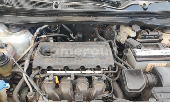 Acheter Occasion Voiture Kia Sportage Blanc à Yaoundé, Central Cameroon Acheter Occasion Voiture Kia Sportage Blanc à Yaoundé, Central Cameroon