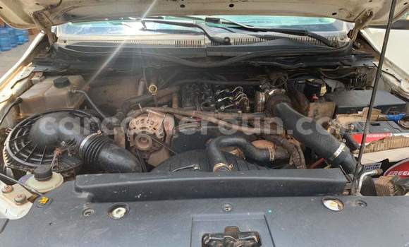 Acheter Occasion Voiture Ford Ranger Blanc à Yaoundé, Central Cameroon Acheter Occasion Voiture Ford Ranger Blanc à Yaoundé, Central Cameroon