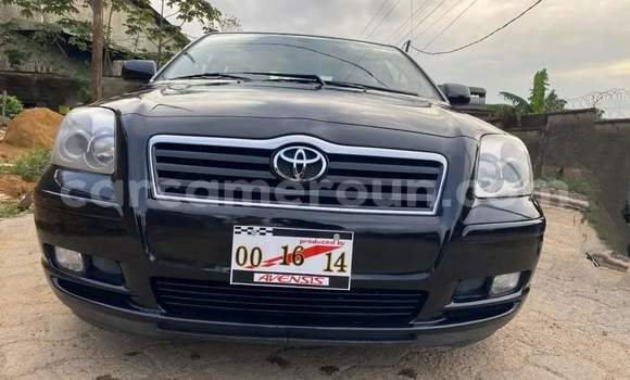 Sayi Imported Toyota Avensis Black Mota in Douala a Ƙasar Kamaru