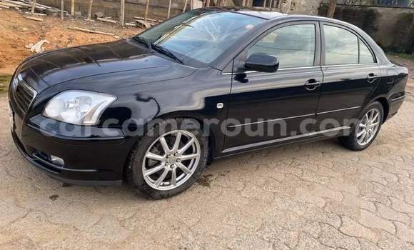 Sayi Imported Toyota Avensis Black Mota in Douala a Ƙasar Kamaru Sayi Imported Toyota Avensis Black Mota in Douala a Ƙasar Kamaru
