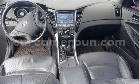 Acheter Occasion Voiture Hyundai Sonata Blanc à Yaoundé, Central Cameroon Acheter Occasion Voiture Hyundai Sonata Blanc à Yaoundé, Central Cameroon
