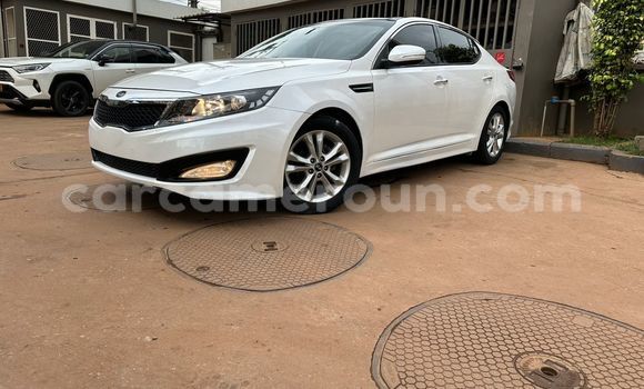 Acheter Occasion Voiture Kia Optima Blanc à Yaoundé, Central Cameroon Acheter Occasion Voiture Kia Optima Blanc à Yaoundé, Central Cameroon