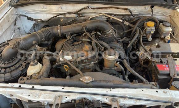 Acheter Occasion Voiture Toyota Hiluxe VIGO Blanc à Yaoundé, Central Cameroon Acheter Occasion Voiture Toyota Hiluxe VIGO Blanc à Yaoundé, Central Cameroon