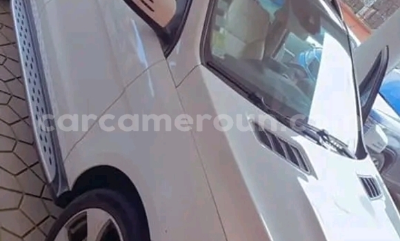 Sayi Na hannu Mercedes‒Benz GLE White Mota in Douala a Ƙasar Kamaru Sayi Na hannu Mercedes‒Benz GLE White Mota in Douala a Ƙasar Kamaru