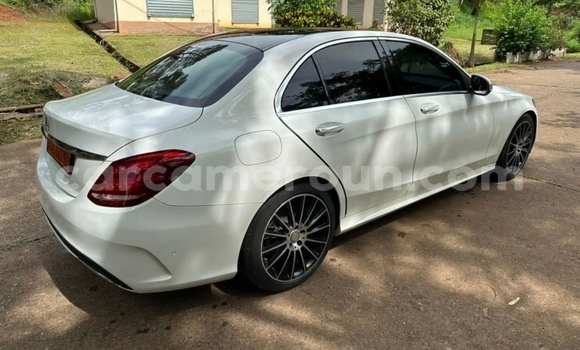 Buy Used Mercedes‒Benz C–Class White Car in Yaounde in Central Cameroon Buy Used Mercedes‒Benz C–Class White Car in Yaounde in Central Cameroon