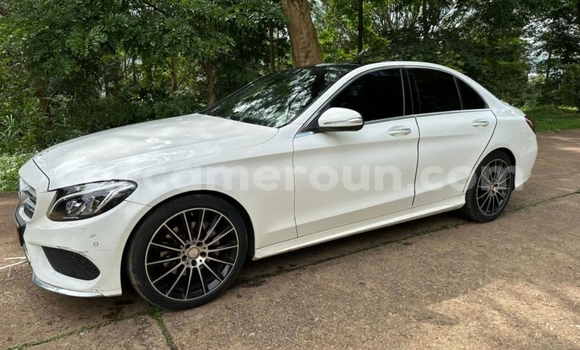 Buy Used Mercedes‒Benz C–Class White Car in Yaounde in Central Cameroon Buy Used Mercedes‒Benz C–Class White Car in Yaounde in Central Cameroon