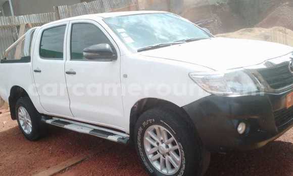Acheter Occasion Voiture Toyota Hiluxe VIGO Blanc à Yaoundé, Central Cameroon Acheter Occasion Voiture Toyota Hiluxe VIGO Blanc à Yaoundé, Central Cameroon
