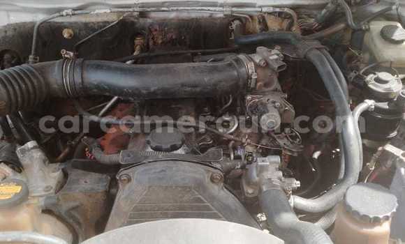 Acheter Occasion Voiture Toyota Hiluxe VIGO Blanc à Yaoundé, Central Cameroon Acheter Occasion Voiture Toyota Hiluxe VIGO Blanc à Yaoundé, Central Cameroon