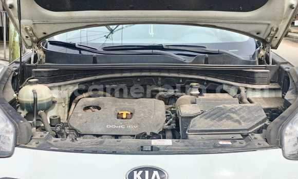 Acheter Occasion Voiture Kia Sportage Blanc à Douala, Littoral Cameroon Acheter Occasion Voiture Kia Sportage Blanc à Douala, Littoral Cameroon