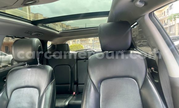 Sayi Na hannu Hyundai Santa Fe Azurfa Mota in Douala a Ƙasar Kamaru Sayi Na hannu Hyundai Santa Fe Azurfa Mota in Douala a Ƙasar Kamaru