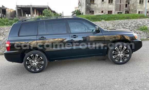 Buy Used Toyota Highlander Black Car in Douala in Littoral Cameroon