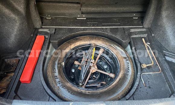 Buy Used Toyota Yaris Ativ Silver Car in Yaounde in Central Cameroon Buy Used Toyota Yaris Ativ Silver Car in Yaounde in Central Cameroon