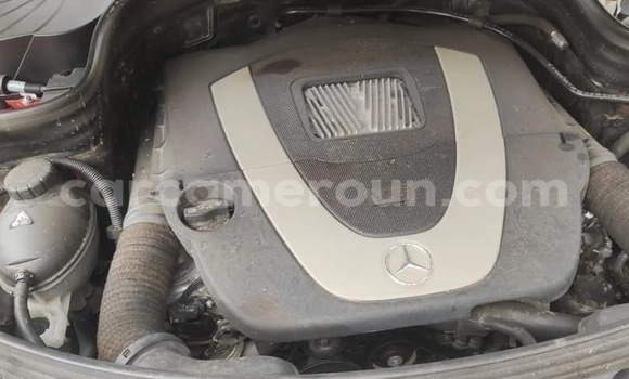 Sayi Na hannu Mercedes‒Benz G-klasse AMG Red Mota in Yaounde a Babban Kamaru Sayi Na hannu Mercedes‒Benz G-klasse AMG Red Mota in Yaounde a Babban Kamaru