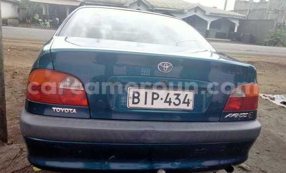 Sayi Imported Toyota Avensis Green Mota in Tiko a Yammacin Kamaru Sayi Imported Toyota Avensis Green Mota in Tiko a Yammacin Kamaru