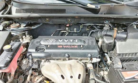 Sayi Na hannu Toyota RAV4 Black Mota in Yaounde a Babban Kamaru Sayi Na hannu Toyota RAV4 Black Mota in Yaounde a Babban Kamaru