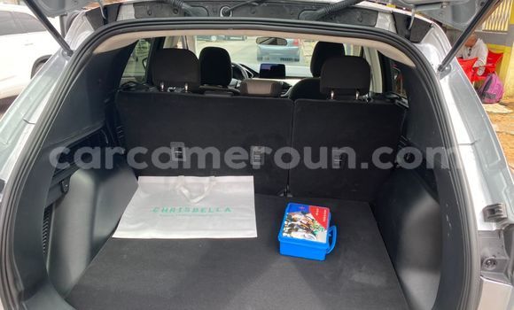 Acheter Occasion Voiture Ford Escape Gris à Douala, Littoral Cameroon Acheter Occasion Voiture Ford Escape Gris à Douala, Littoral Cameroon