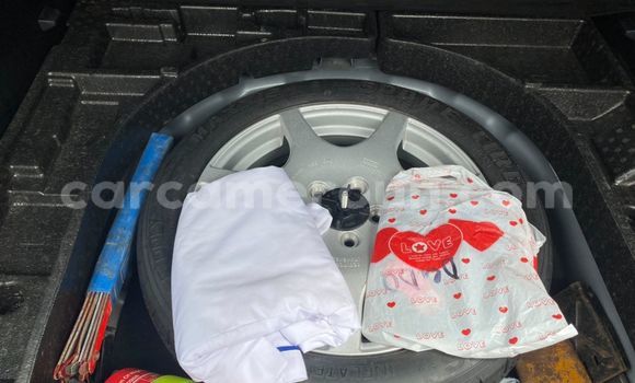 Acheter Occasion Voiture Ford Escape Gris à Douala, Littoral Cameroon Acheter Occasion Voiture Ford Escape Gris à Douala, Littoral Cameroon