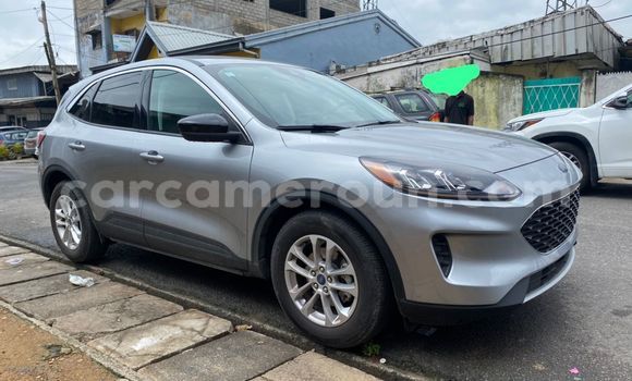 Acheter Occasion Voiture Ford Escape Gris à Douala, Littoral Cameroon Acheter Occasion Voiture Ford Escape Gris à Douala, Littoral Cameroon
