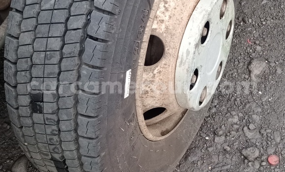 Buy Used Volvo F4 White Truck in limb in Southwest Cameroon Buy Used Volvo F4 White Truck in limb in Southwest Cameroon