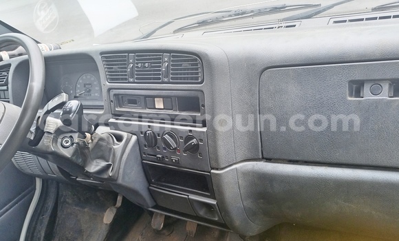 Buy Used Fiat 124 White Car in limb in Southwest Cameroon Buy Used Fiat 124 White Car in limb in Southwest Cameroon