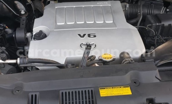 Sayi Na hannu Toyota Highlander Black Mota in Yaounde a Babban Kamaru Sayi Na hannu Toyota Highlander Black Mota in Yaounde a Babban Kamaru