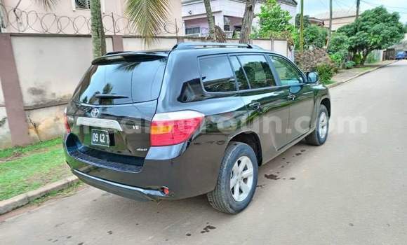 Acheter Occasion Voiture Toyota Highlander Noir à Yaoundé, Central Cameroon Acheter Occasion Voiture Toyota Highlander Noir à Yaoundé, Central Cameroon