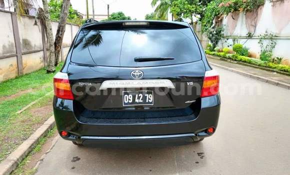 Acheter Occasion Voiture Toyota Highlander Noir à Yaoundé, Central Cameroon Acheter Occasion Voiture Toyota Highlander Noir à Yaoundé, Central Cameroon