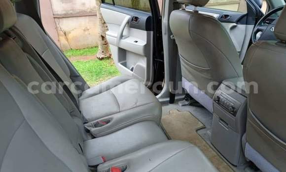 Acheter Occasion Voiture Toyota Highlander Noir à Yaoundé, Central Cameroon Acheter Occasion Voiture Toyota Highlander Noir à Yaoundé, Central Cameroon