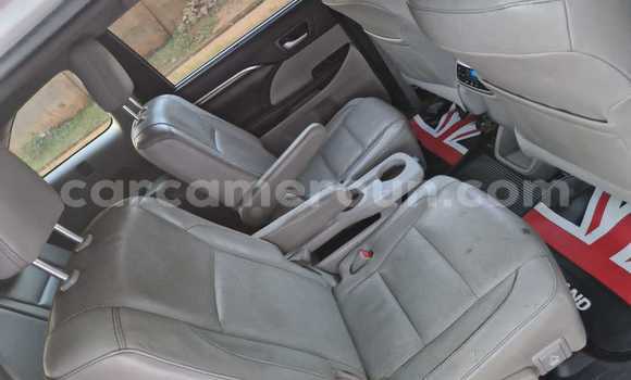 Buy Used Toyota Highlander White Car in Yaounde in Central Cameroon Buy Used Toyota Highlander White Car in Yaounde in Central Cameroon