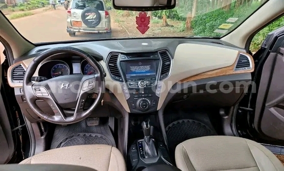 Acheter Occasion Voiture Hyundai Santa Fe Noir à Ndop, Northwest Cameroon Acheter Occasion Voiture Hyundai Santa Fe Noir à Ndop, Northwest Cameroon