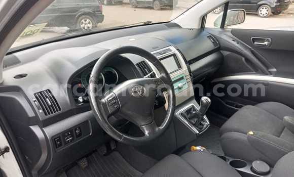 Acheter Import Voiture Toyota Corolla Verso Gris à Douala, Littoral Cameroon Acheter Import Voiture Toyota Corolla Verso Gris à Douala, Littoral Cameroon