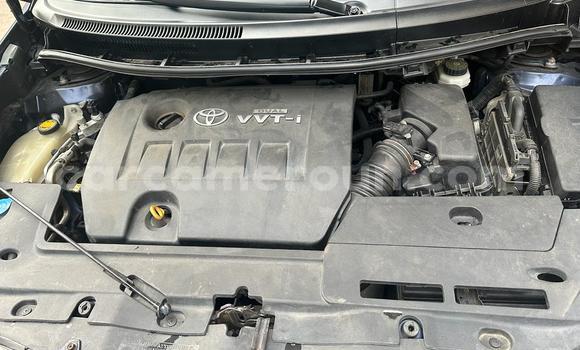 Sayi Na hannu Toyota Auris Blue Mota in Douala a Ƙasar Kamaru Sayi Na hannu Toyota Auris Blue Mota in Douala a Ƙasar Kamaru