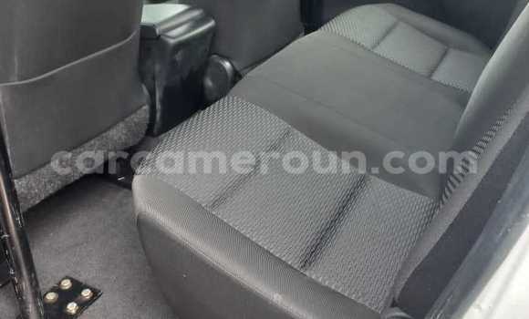 Acheter Occasion Voiture Toyota Hilux Blanc à Yaoundé, Central Cameroon Acheter Occasion Voiture Toyota Hilux Blanc à Yaoundé, Central Cameroon