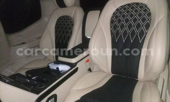 Sayi Na hannu Toyota Land Cruiser White Mota in Yaounde a Babban Kamaru Sayi Na hannu Toyota Land Cruiser White Mota in Yaounde a Babban Kamaru