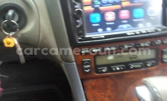 Sayi Na hannu Toyota Avalon Azurfa Mota in Douala a Ƙasar Kamaru Sayi Na hannu Toyota Avalon Azurfa Mota in Douala a Ƙasar Kamaru